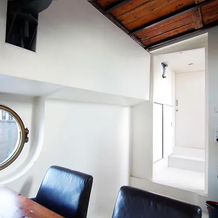 Najade Eco Houseboat Amsterdam
